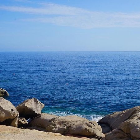 Hotel Sole Mare Кальви Экстерьер фото