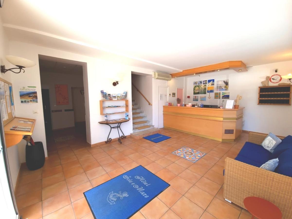 Hotel Sole Mare Кальви Экстерьер фото